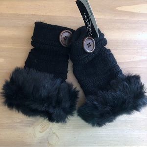 NWT Fingerless Gloves